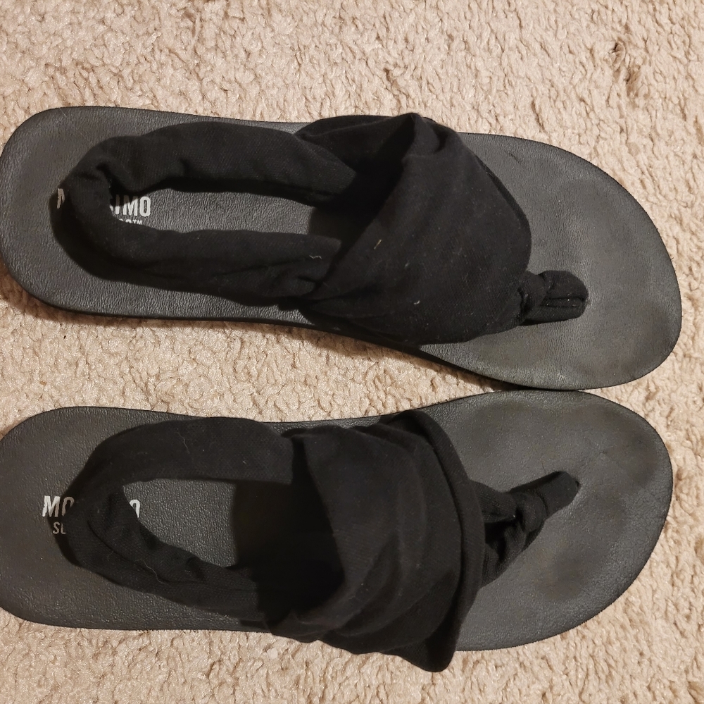 Black sandals